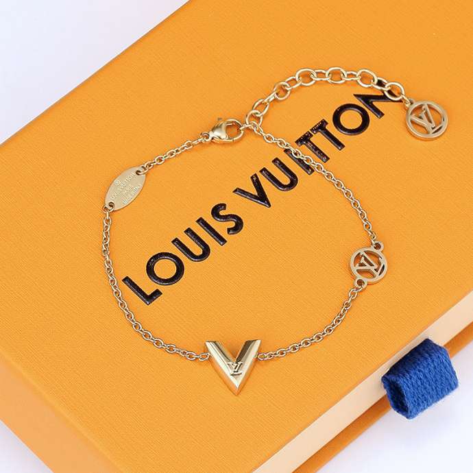 Picture of LV Bracelet _SKULVbracelet02cly15510652